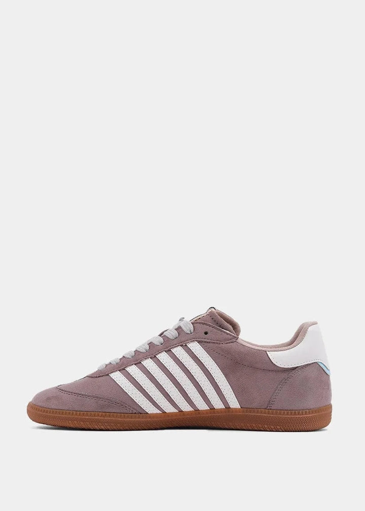 Stevie Sneaker