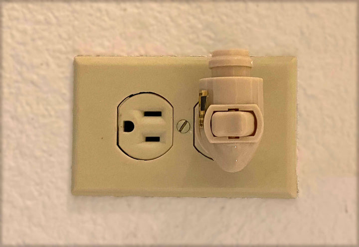 ROTATING NIGHT LIGHT PLUG UPGRADE