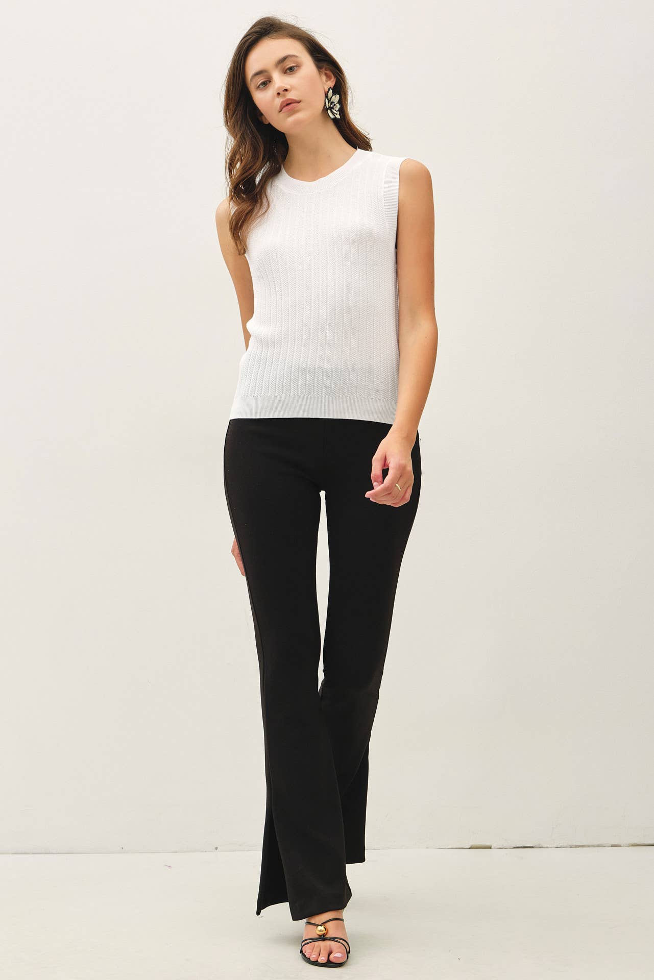Textured Ribbed Classic Cut Sweater Tank
