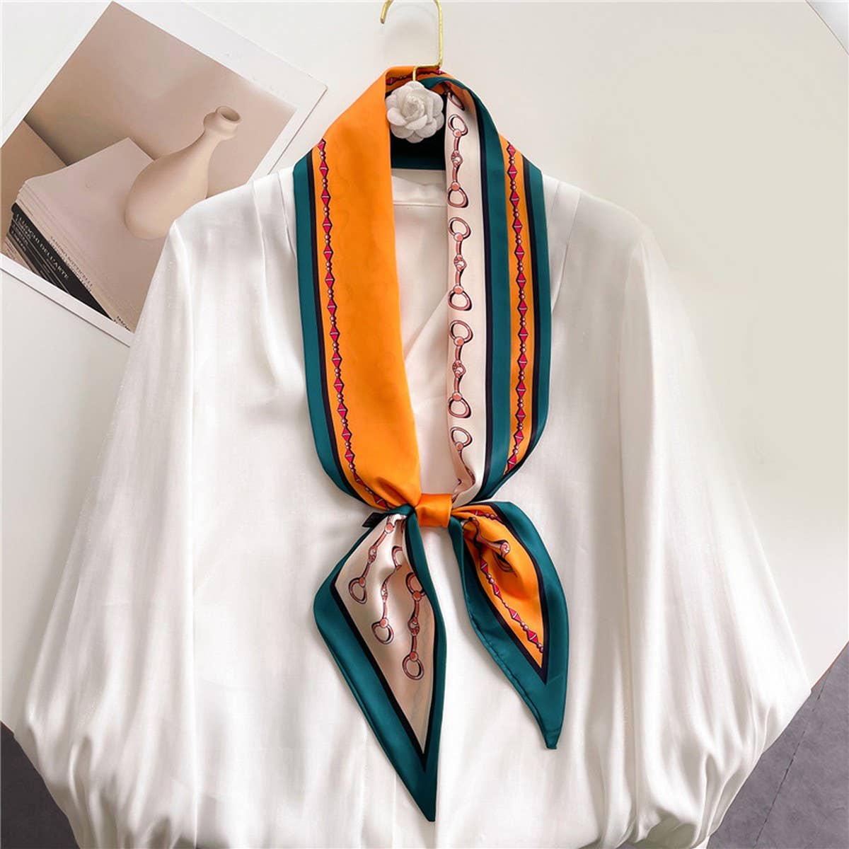 FASHIONABLE DOUBLE-LAYER RIBBON ANGLED HEAD SCARF_CWASC1515