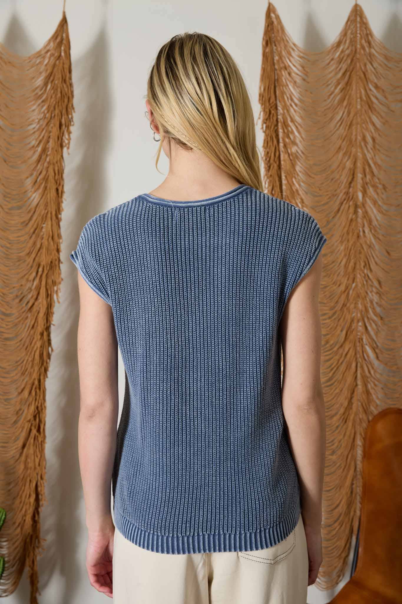 Short Sleeve Henley Sweater