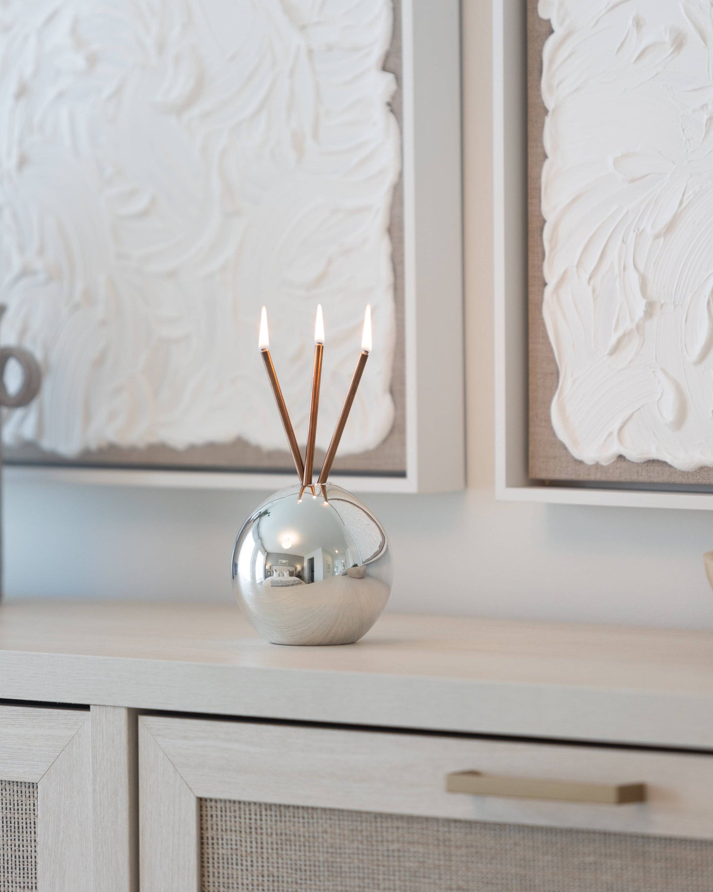 Neva Everlasting Vase, Silver Metallic Candle Holder