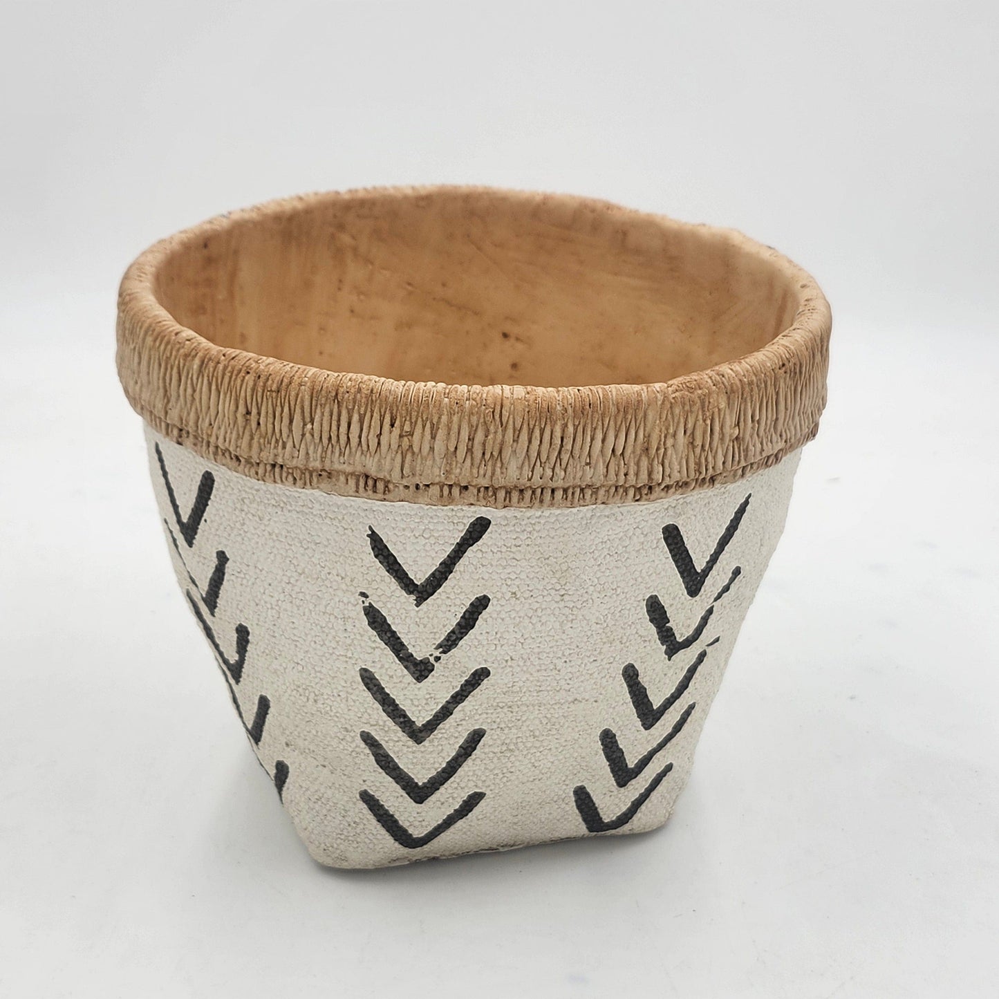 V Pattern Planter Pot
