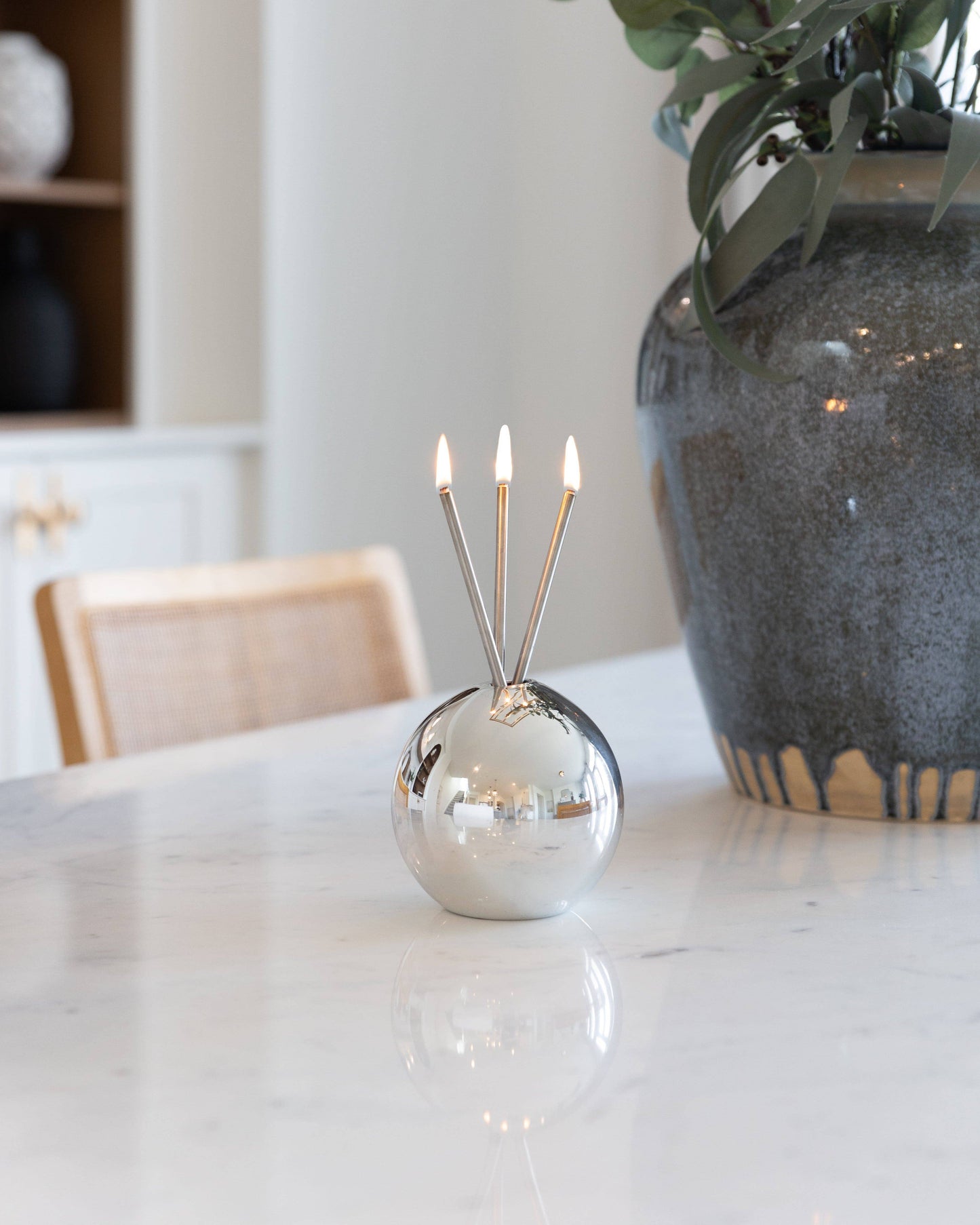 Neva Everlasting Vase, Silver Metallic Candle Holder