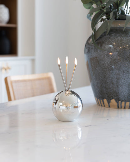 Neva Everlasting Vase, Silver Metallic Candle Holder