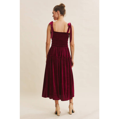 HOLIDAY CLASSIC VELVET SMOCKED MIDI DRESS WITH POCKETS