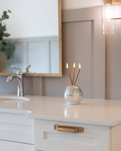 Neva Everlasting Vase, Silver Metallic Candle Holder