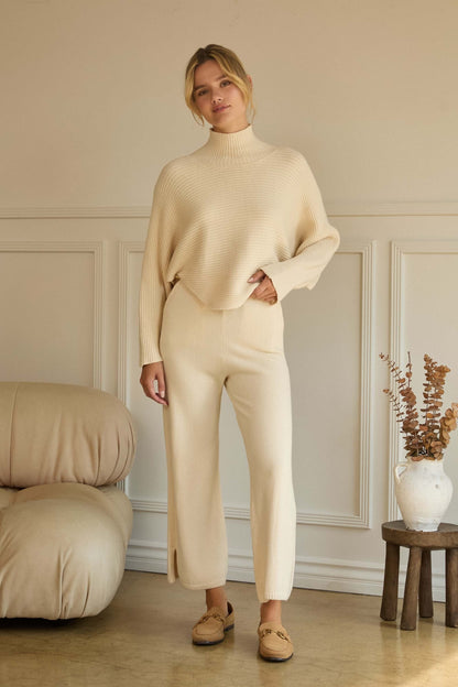 Straight Leg Knit Pants