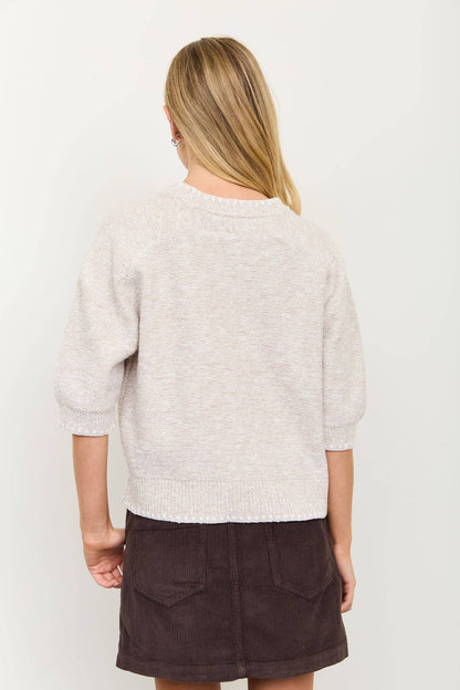 HEATHERED CONTRAST TRIM SHORT SLEEVE KNIT SWEATER