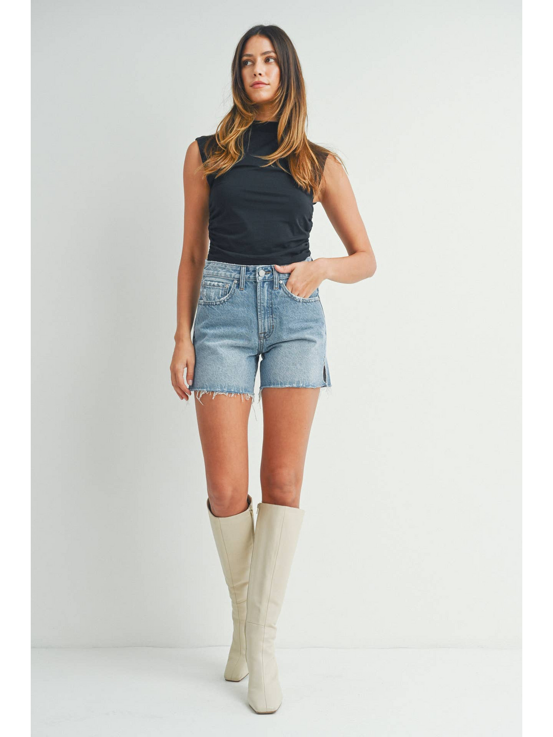 HR Side Slit Short