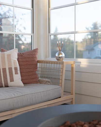 Neva Everlasting Vase, Silver Metallic Candle Holder