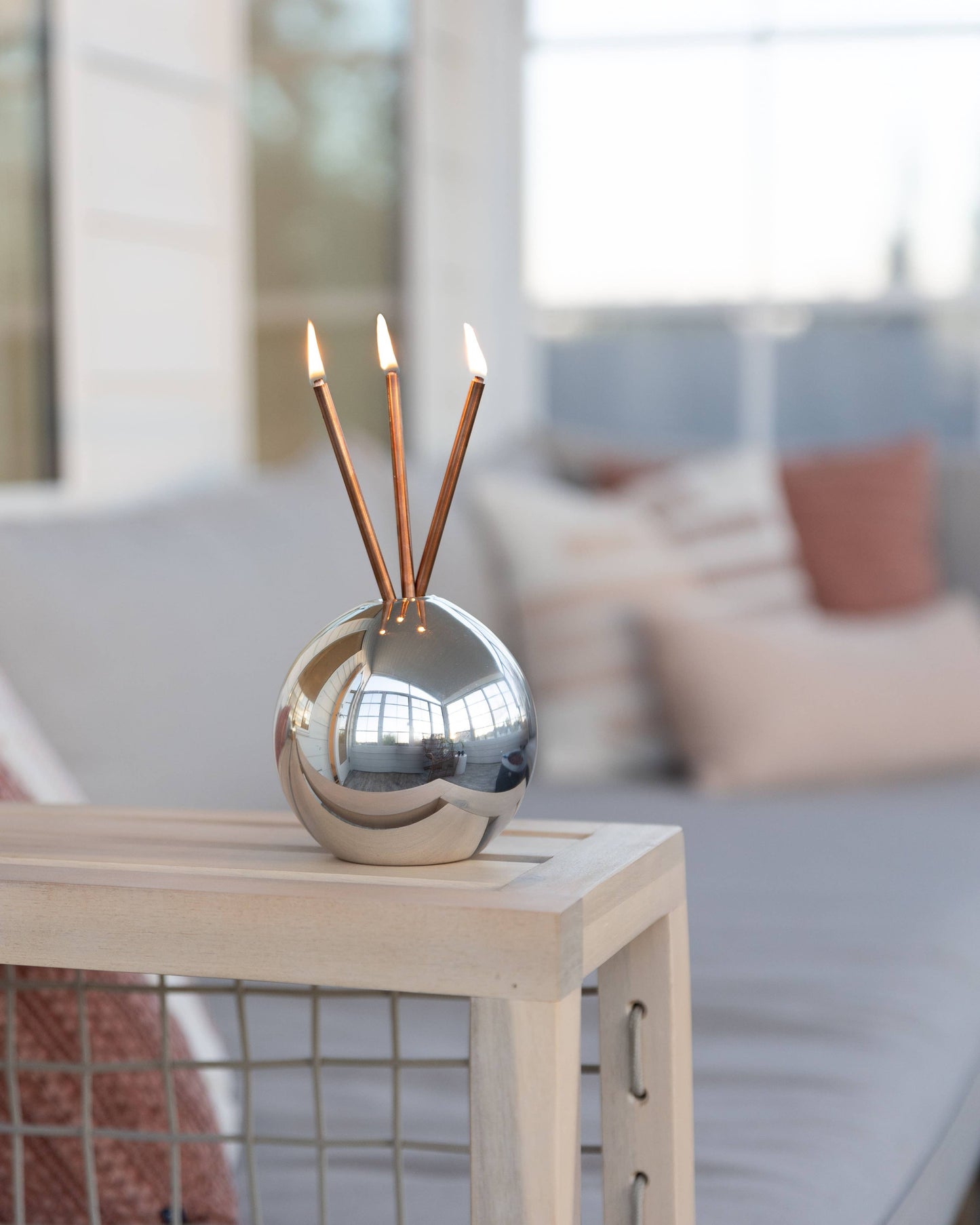 Neva Everlasting Vase, Silver Metallic Candle Holder