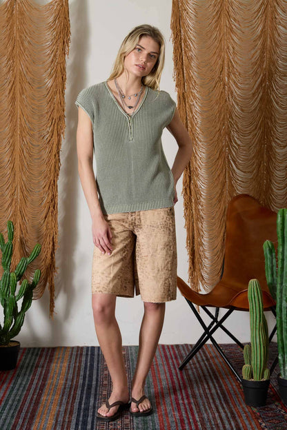 Short Sleeve Henley Sweater