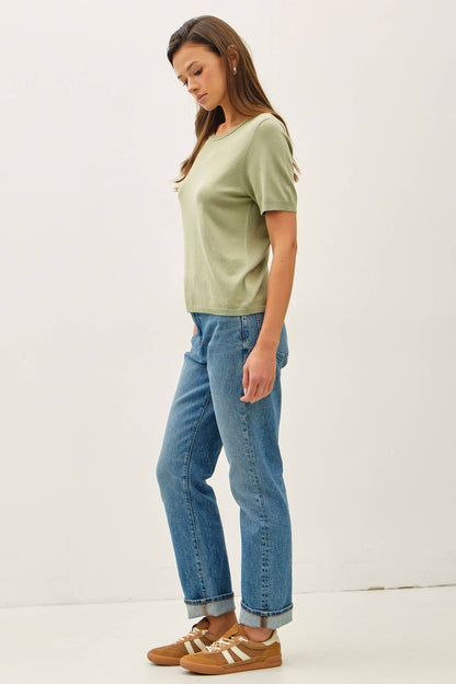 Loose Fit Short Sleeve