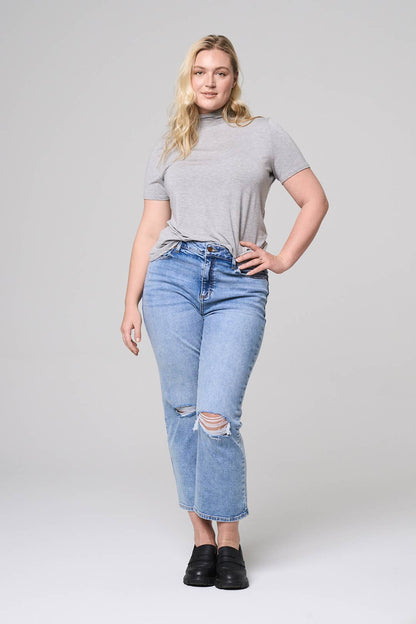 High Rise Cropped Plus-Size Straight Fit Jeans