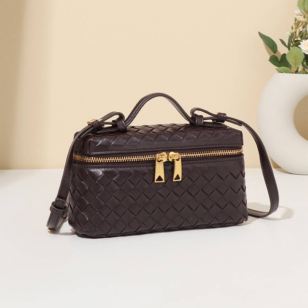 Handmade Woven Trendy Box Shoulder Bag_CWAB06123