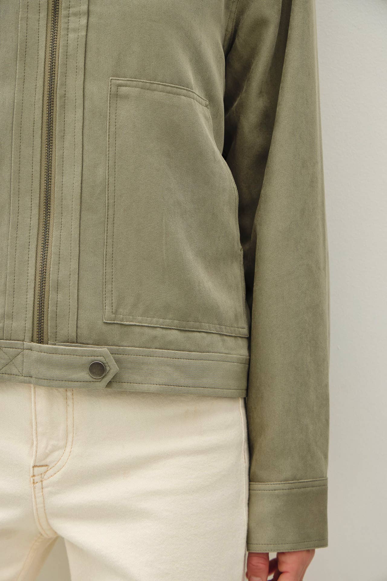 SUEDE FEEL COLLARED ZIP UP JACKETS