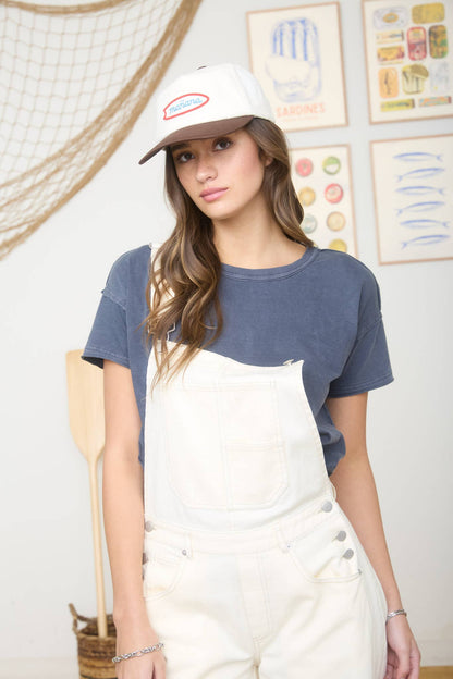 ROUND NECK SHORT SLEEVE EXPOSED SEAM KNIT TOP: KHAKI