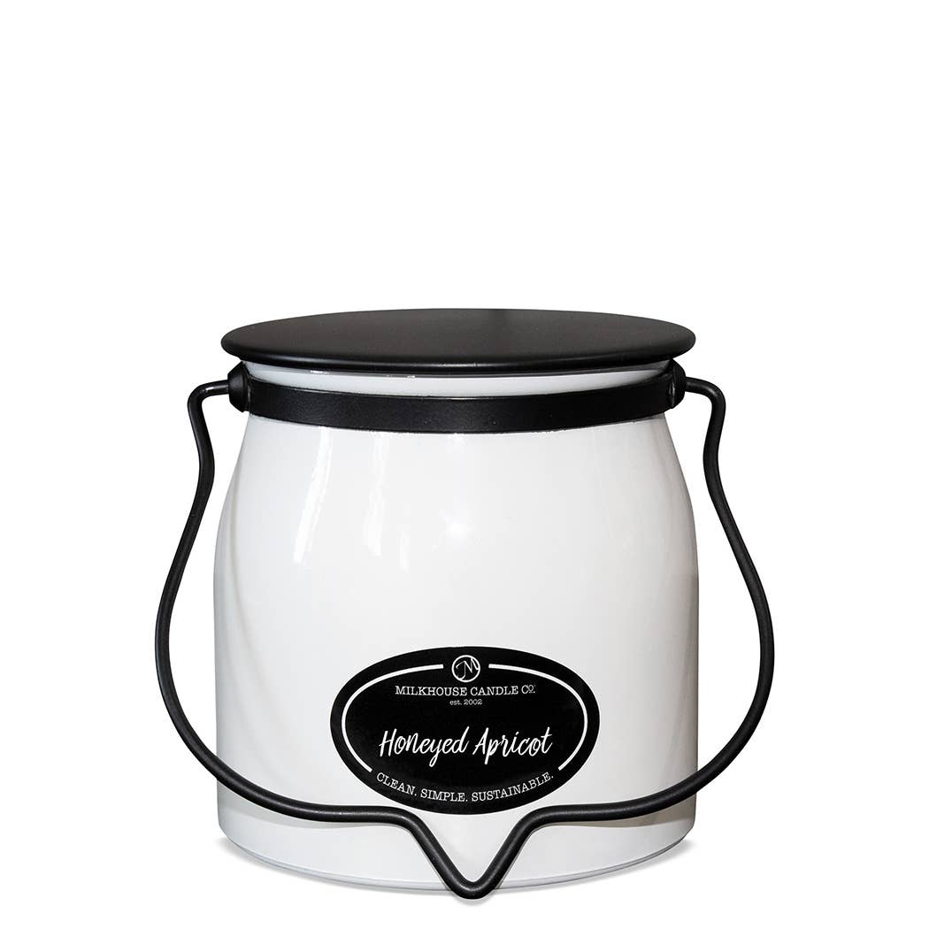 Milkhouse Candle 16 oz Jar