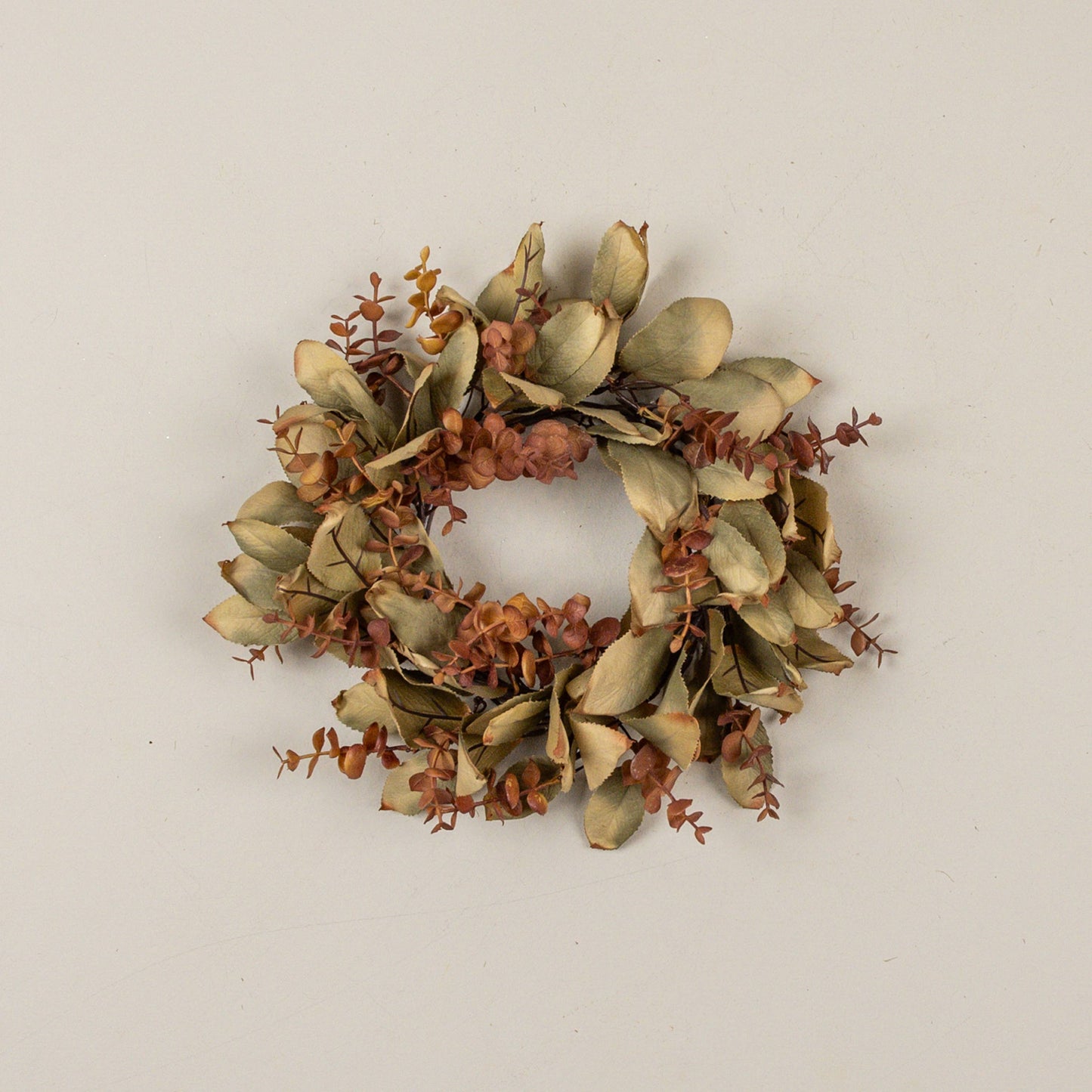 12" EUCALYPTUS & LAUREL CANDLE RING