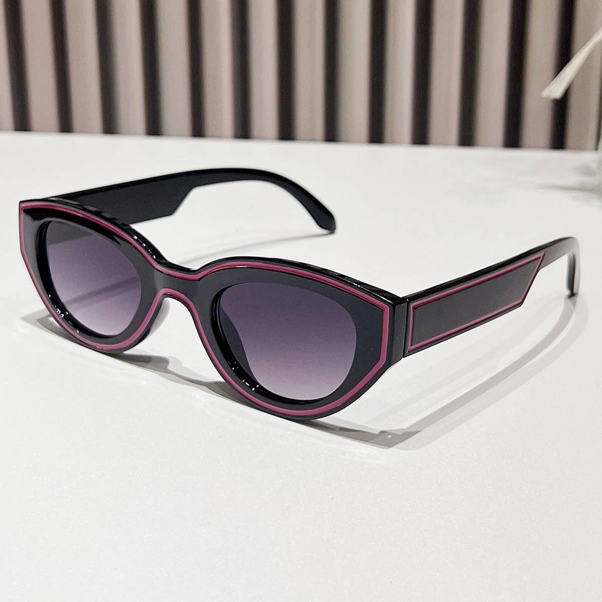 PAINTED CAT-EYE SUNGLASSES_CWASG0420