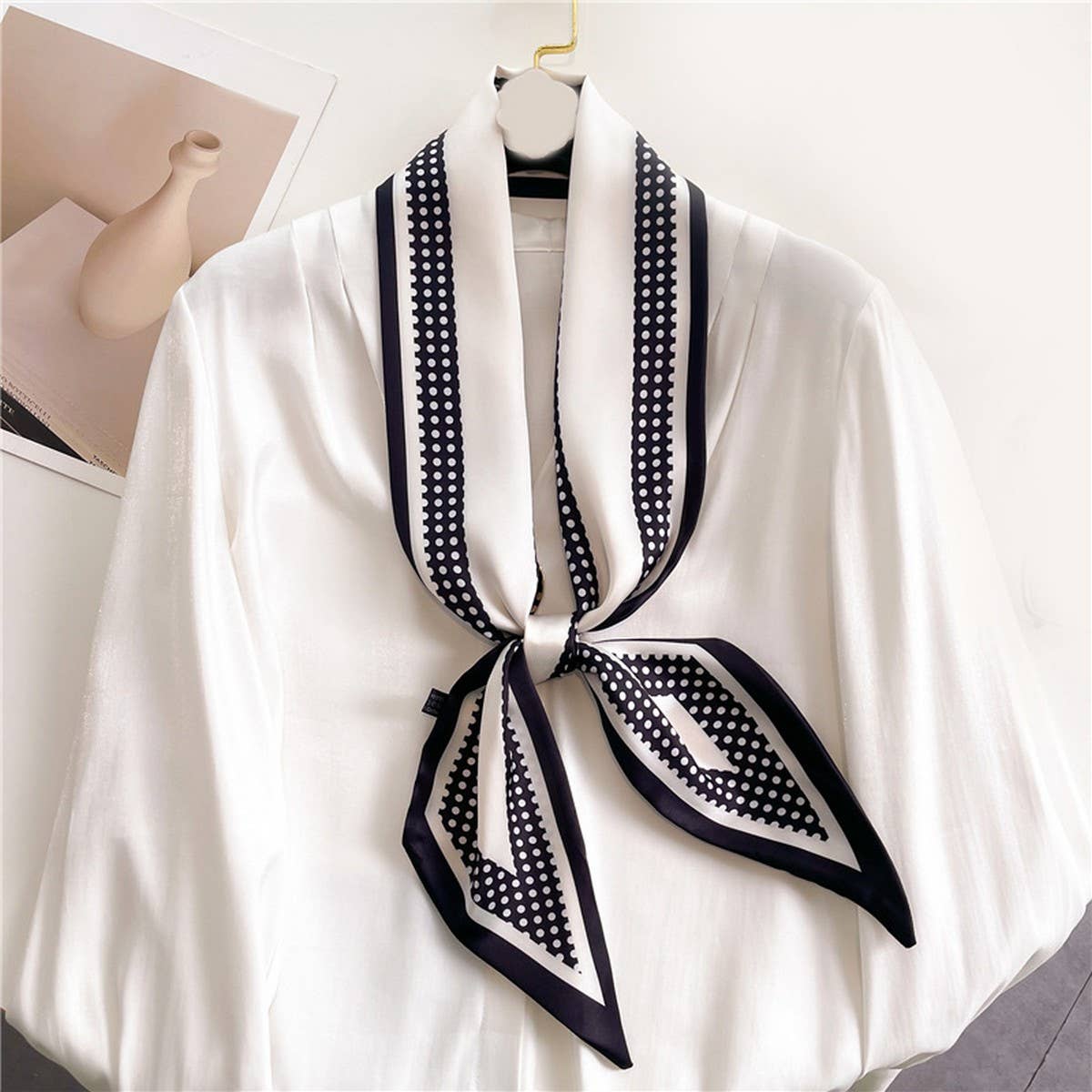 FASHIONABLE DOUBLE-LAYER RIBBON ANGLED HEAD SCARF_CWASC1515