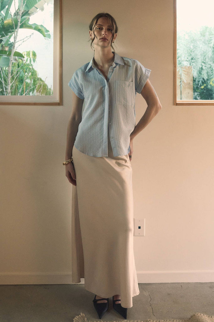 PINSTRIPE SHORT SLEEVE COLLARED SHIRT