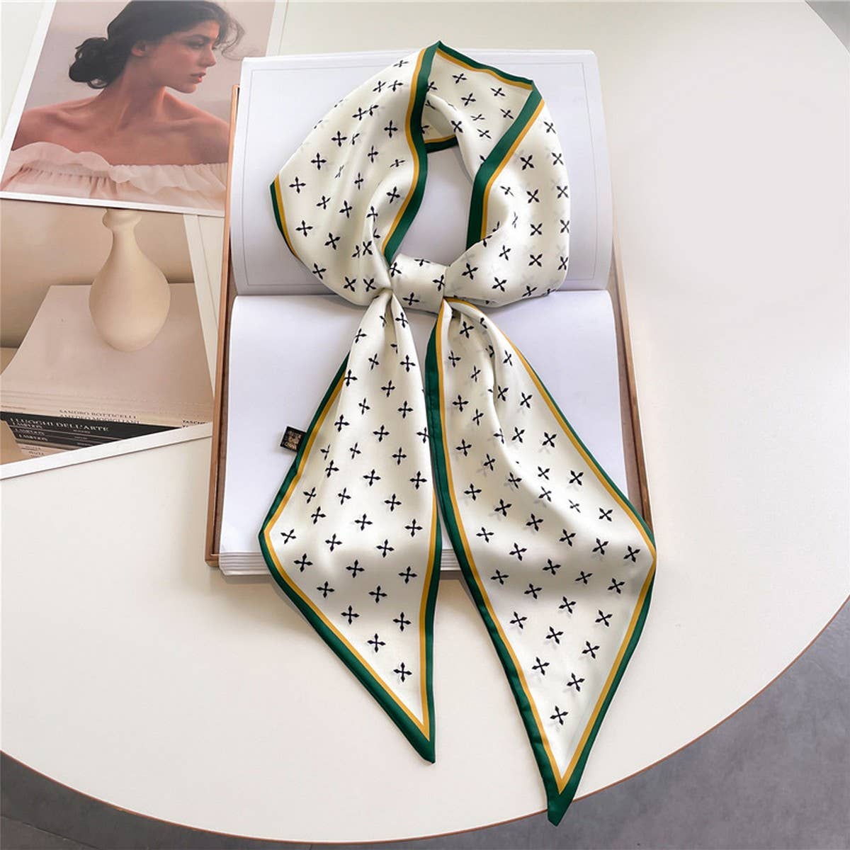 FASHIONABLE DOUBLE-LAYER RIBBON ANGLED HEAD SCARF_CWASC1515