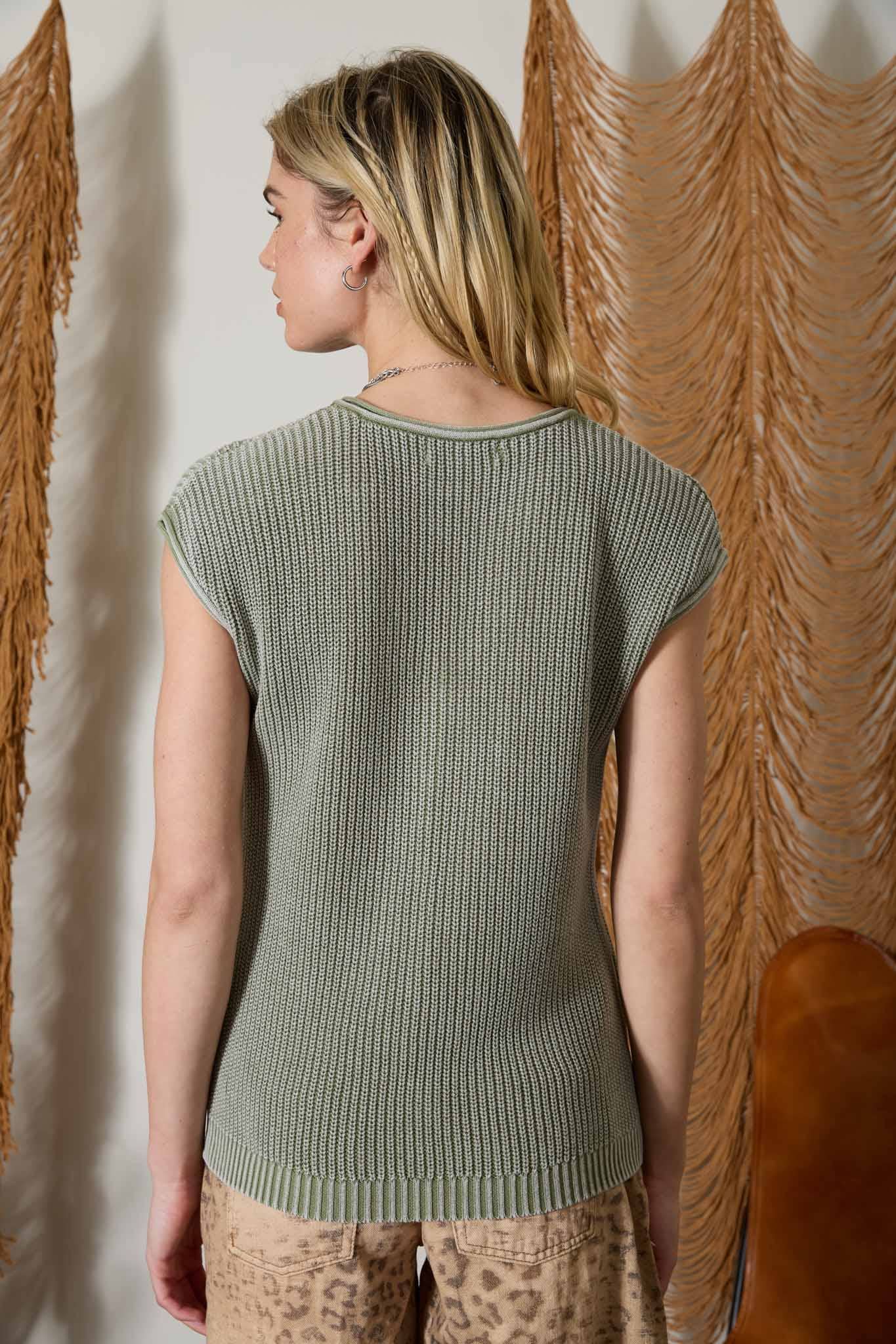 Short Sleeve Henley Sweater