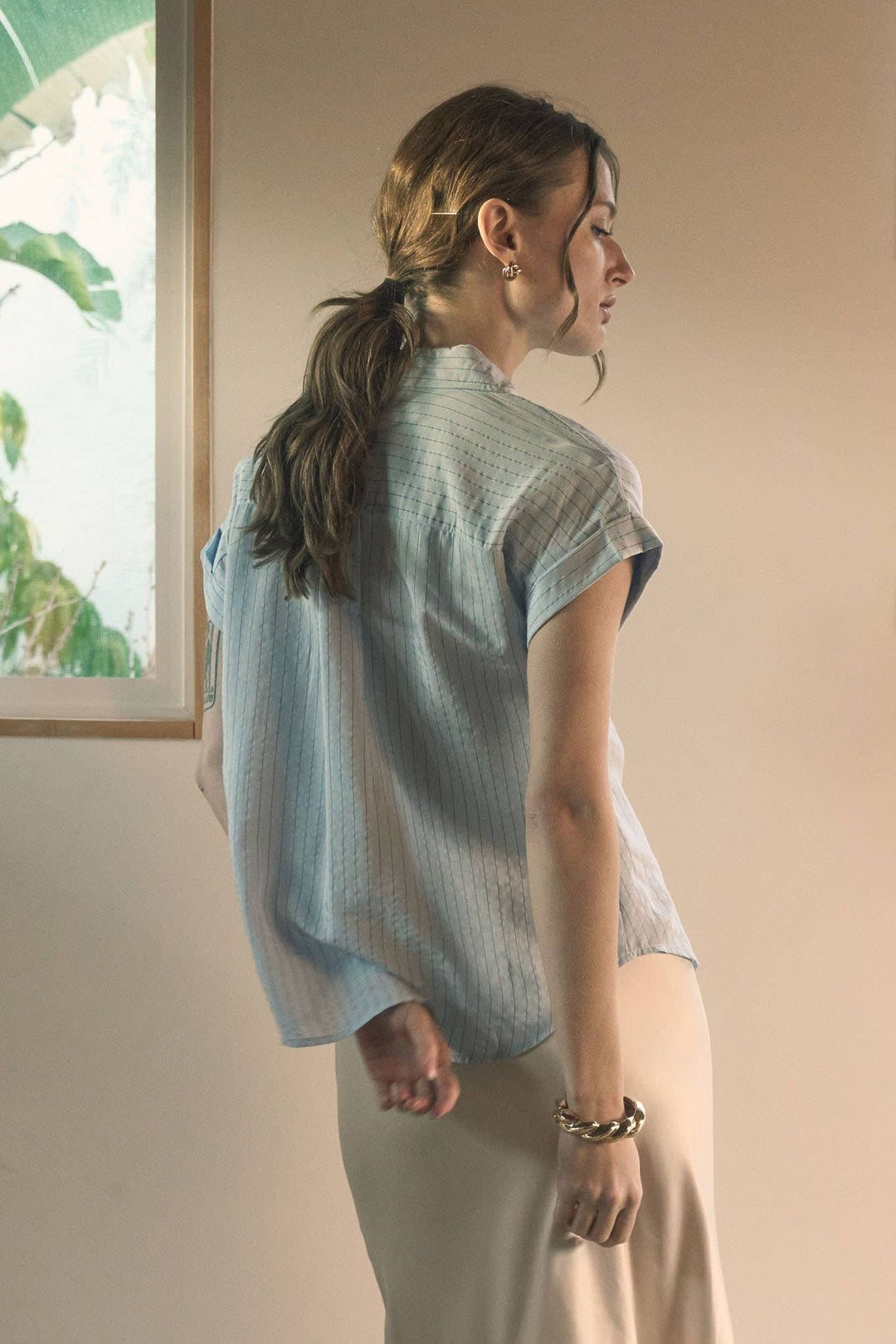 PINSTRIPE SHORT SLEEVE COLLARED SHIRT