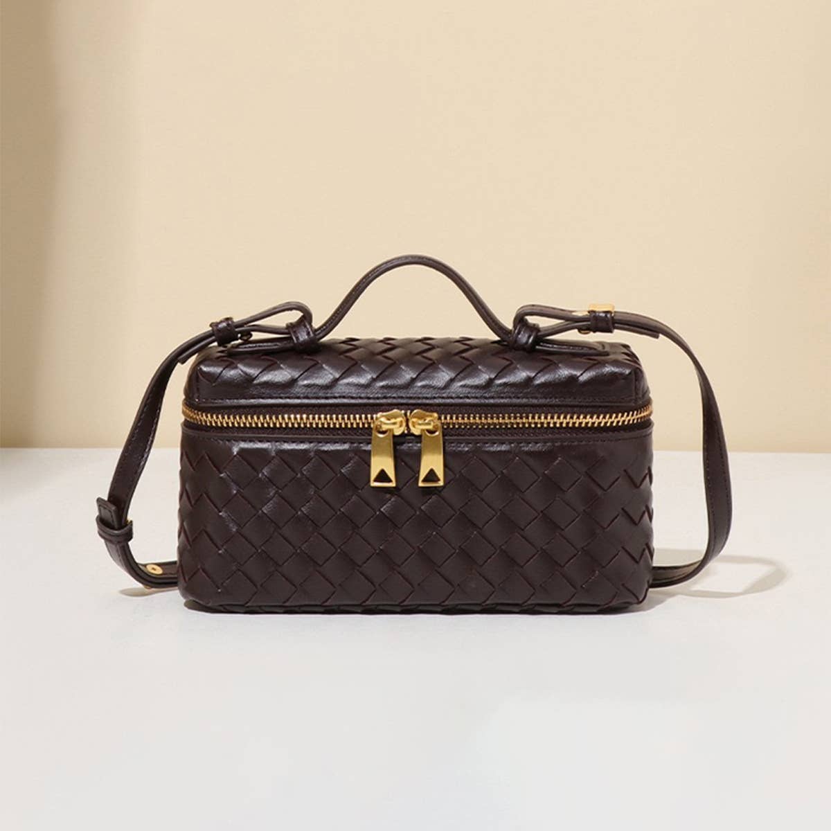 Handmade Woven Trendy Box Shoulder Bag_CWAB06123