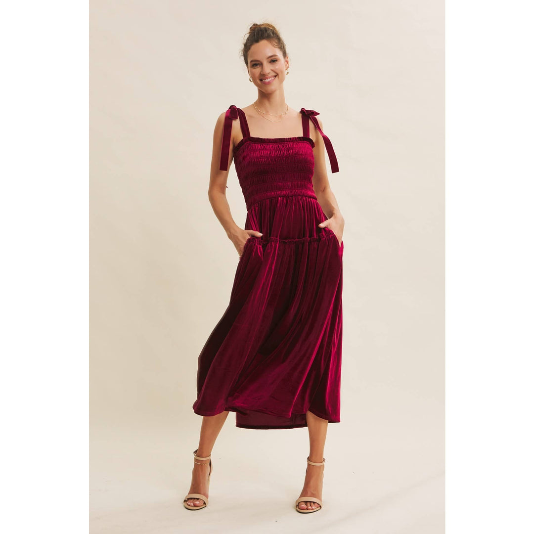 HOLIDAY CLASSIC VELVET SMOCKED MIDI DRESS WITH POCKETS