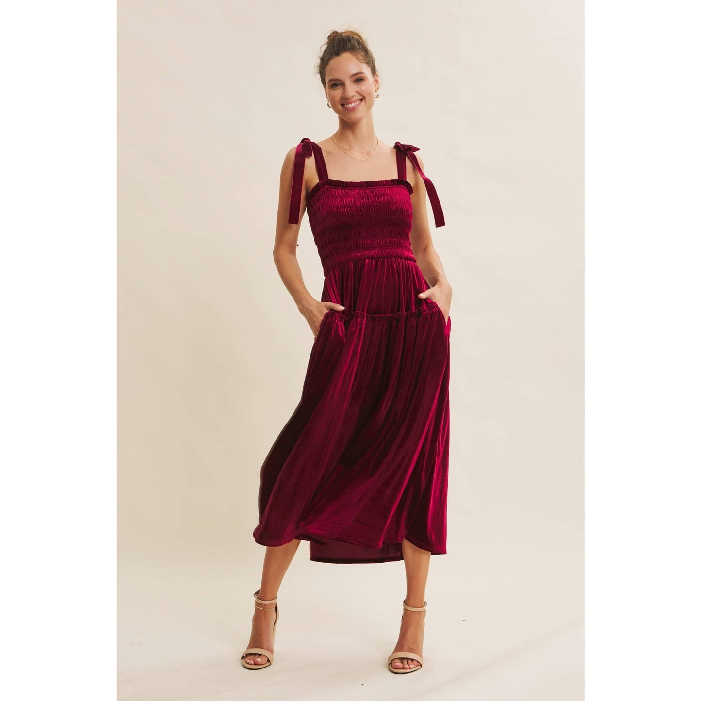 HOLIDAY CLASSIC VELVET SMOCKED MIDI DRESS WITH POCKETS