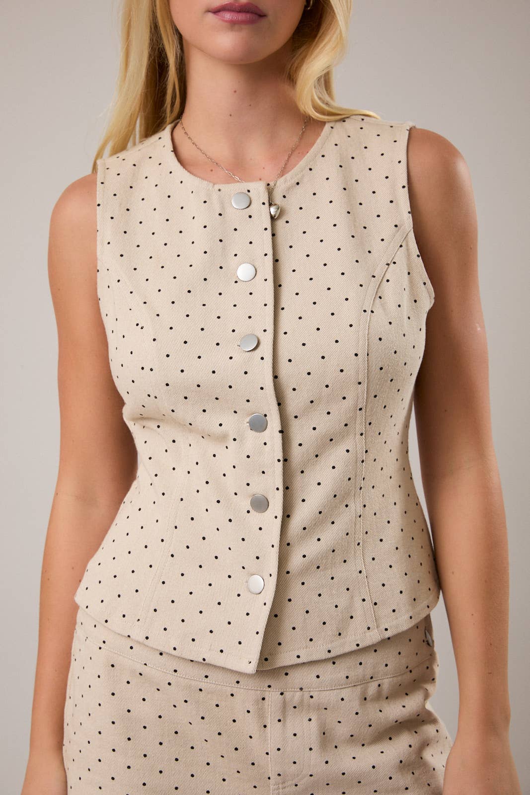 Round Neck Sleeveless Button Down