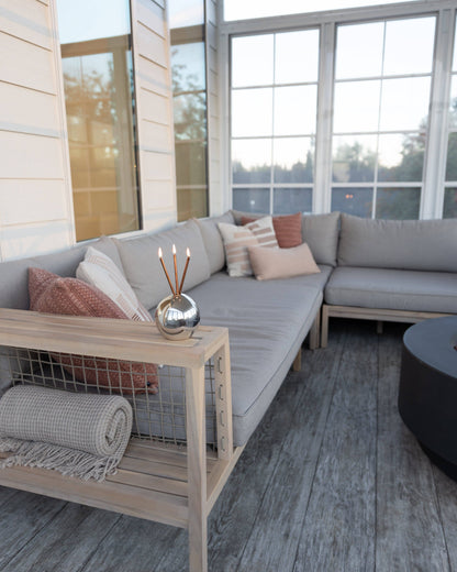 Neva Everlasting Vase, Silver Metallic Candle Holder