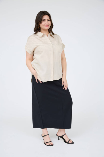 PLUS PINSTRIPE SHORT SLEEVE COLLARED SHIRT