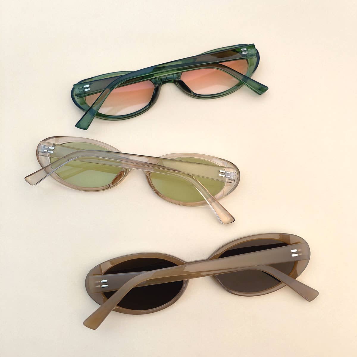 RETRO SMALL OVAL FRAME SUNGLASSES_CWASG0479: BROWN1 / (OS) 2