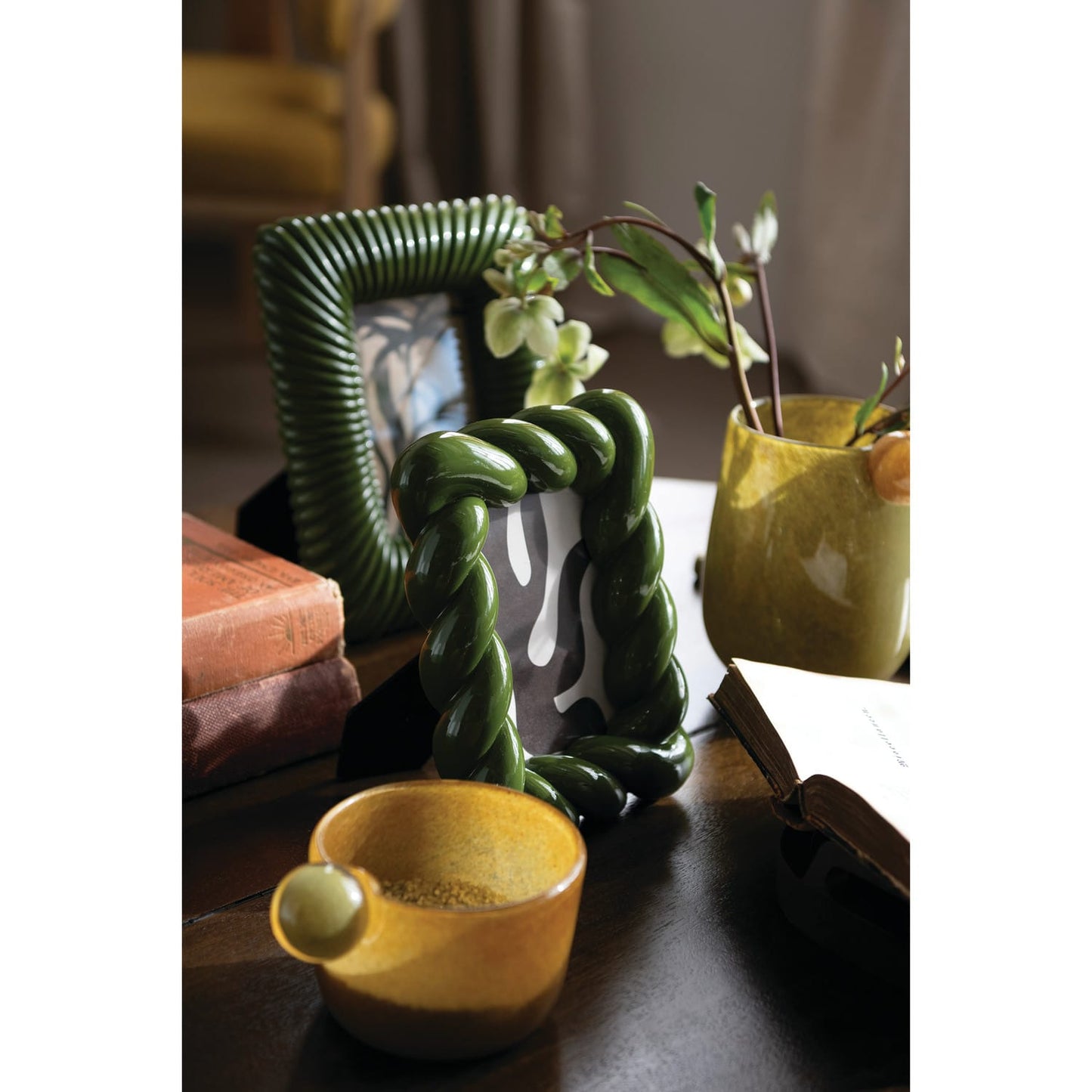 Green Resin Ribbed Photo Frame