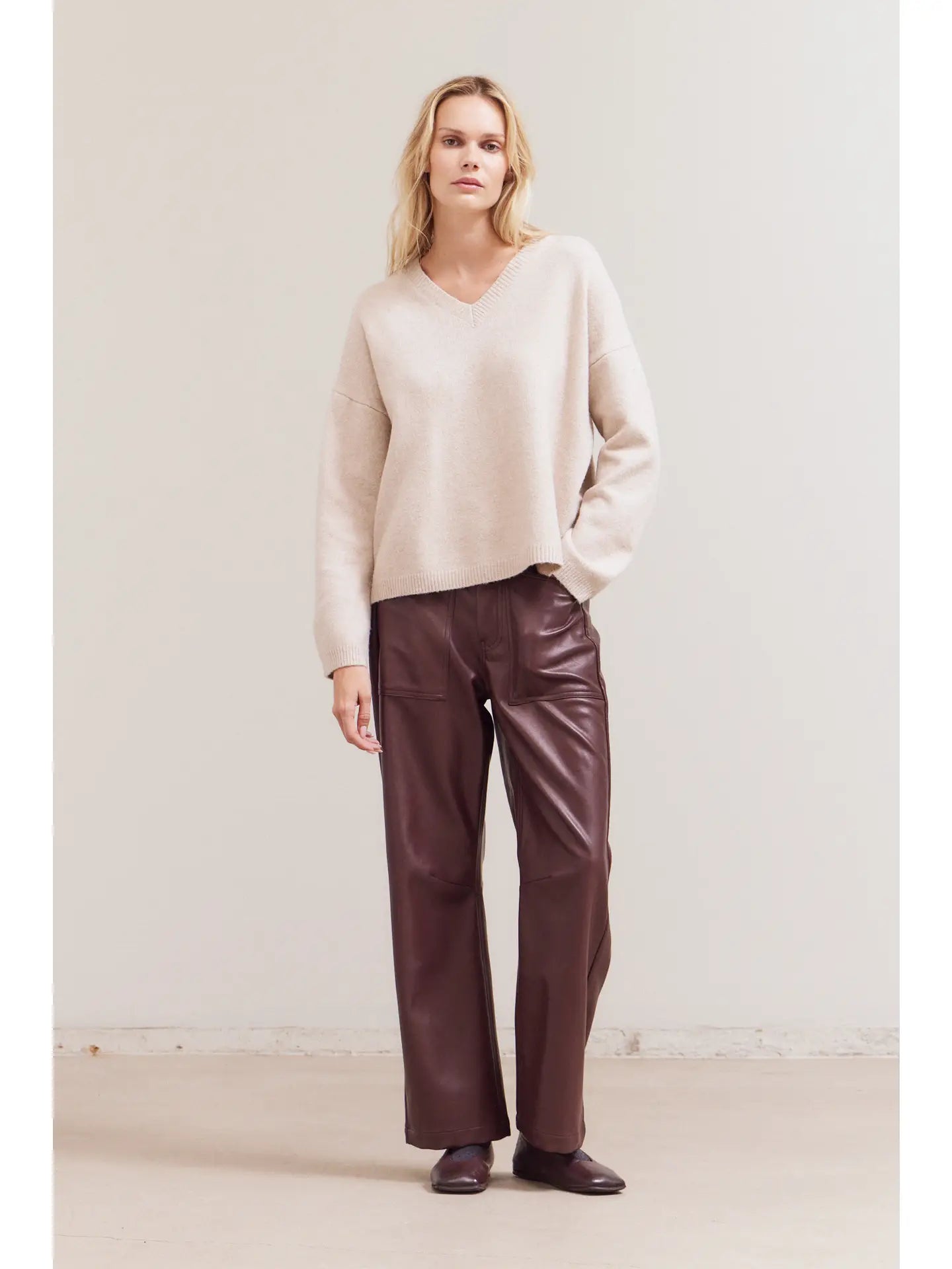 Daily V-Neck Sweater Top