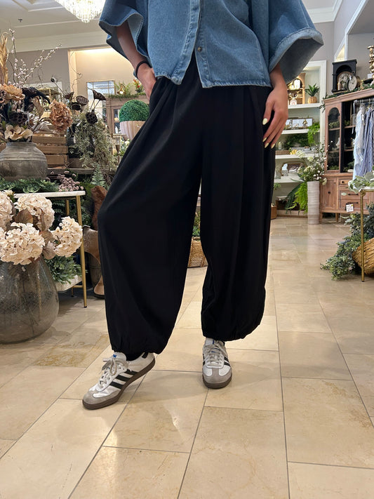 Black Balloon Pants