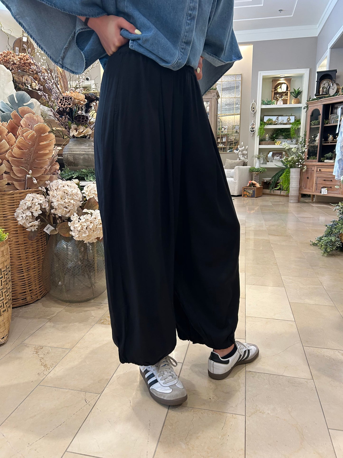 Black Balloon Pants