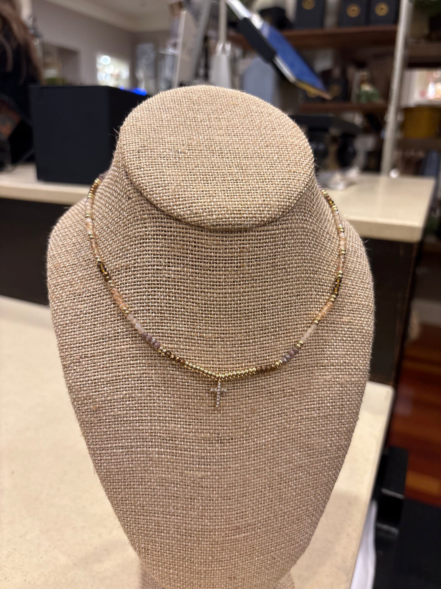 Apple Brown Necklace