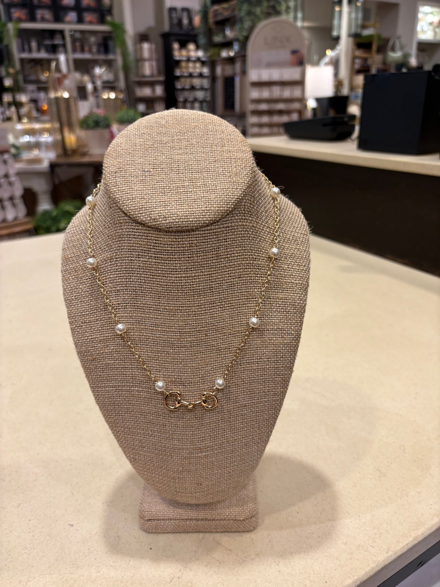 Dona Gold Pearl Necklace