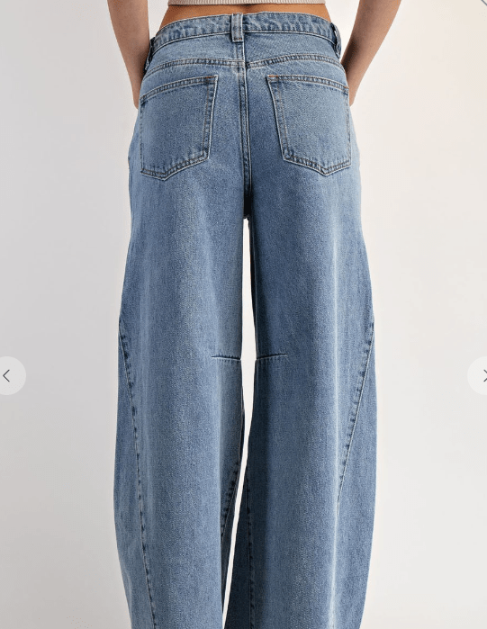 Wide Leg Barrel Jeans