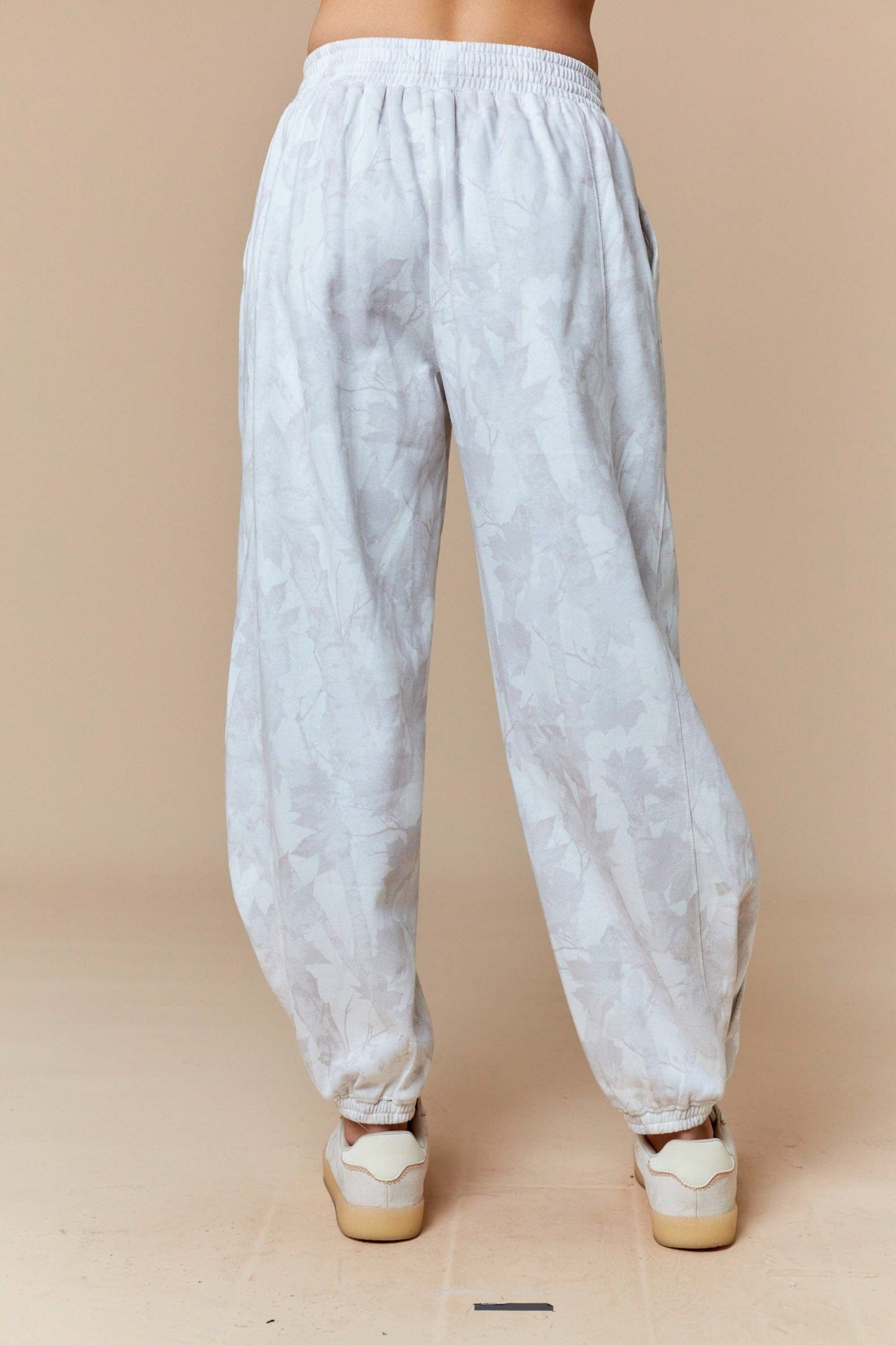 Leaf Printed Fleece Sweatshirt