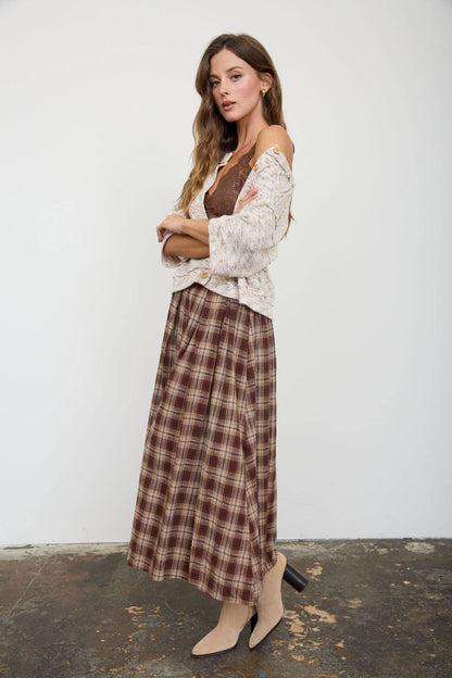MARLED BUTTON DOWN SHORT SLEEVE RAW EDGE KNIT TOP