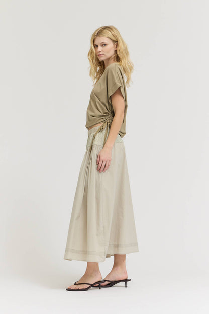 41628 - SIDE SCRUNCH TEE