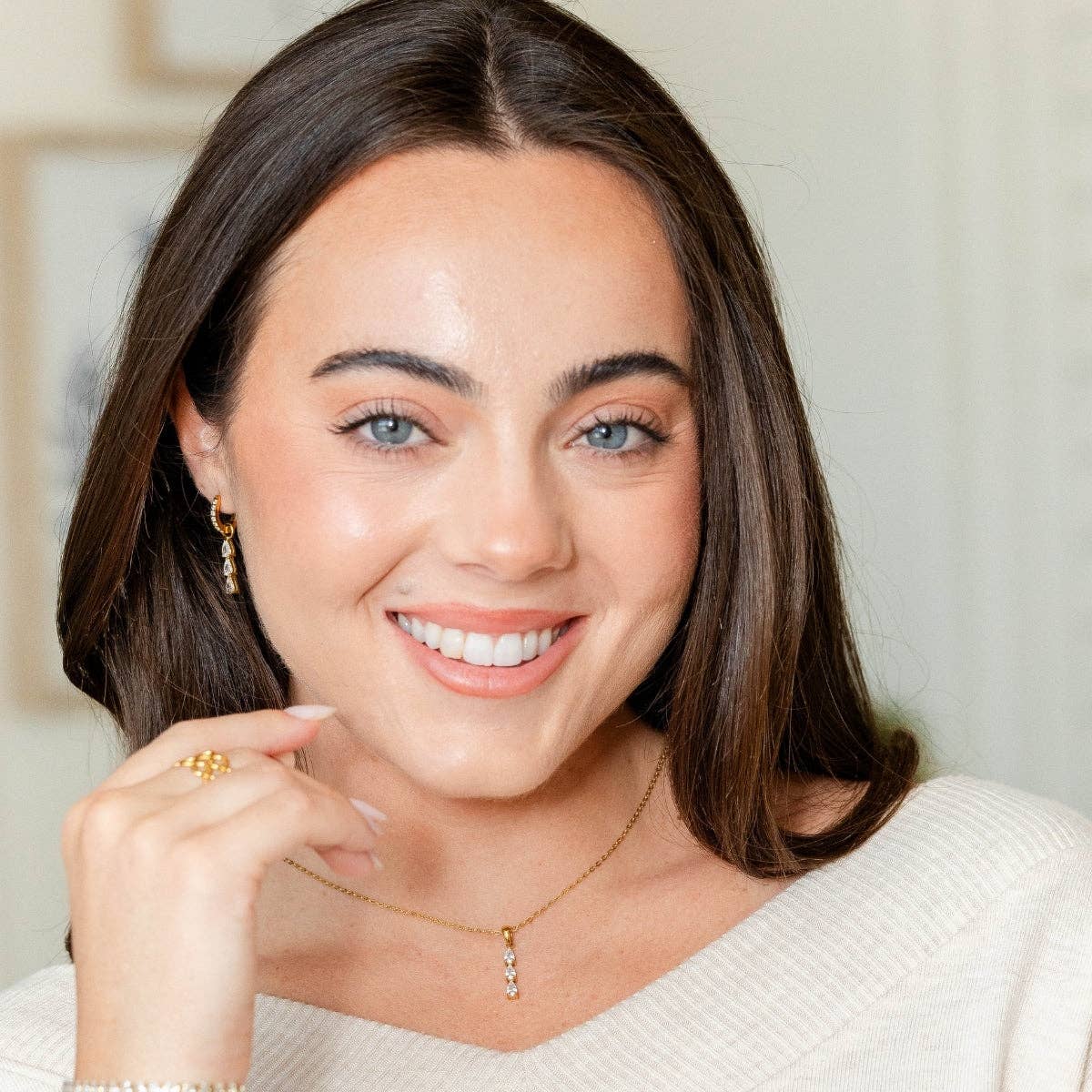 Delicate Glamour Necklace, Water-Resistant