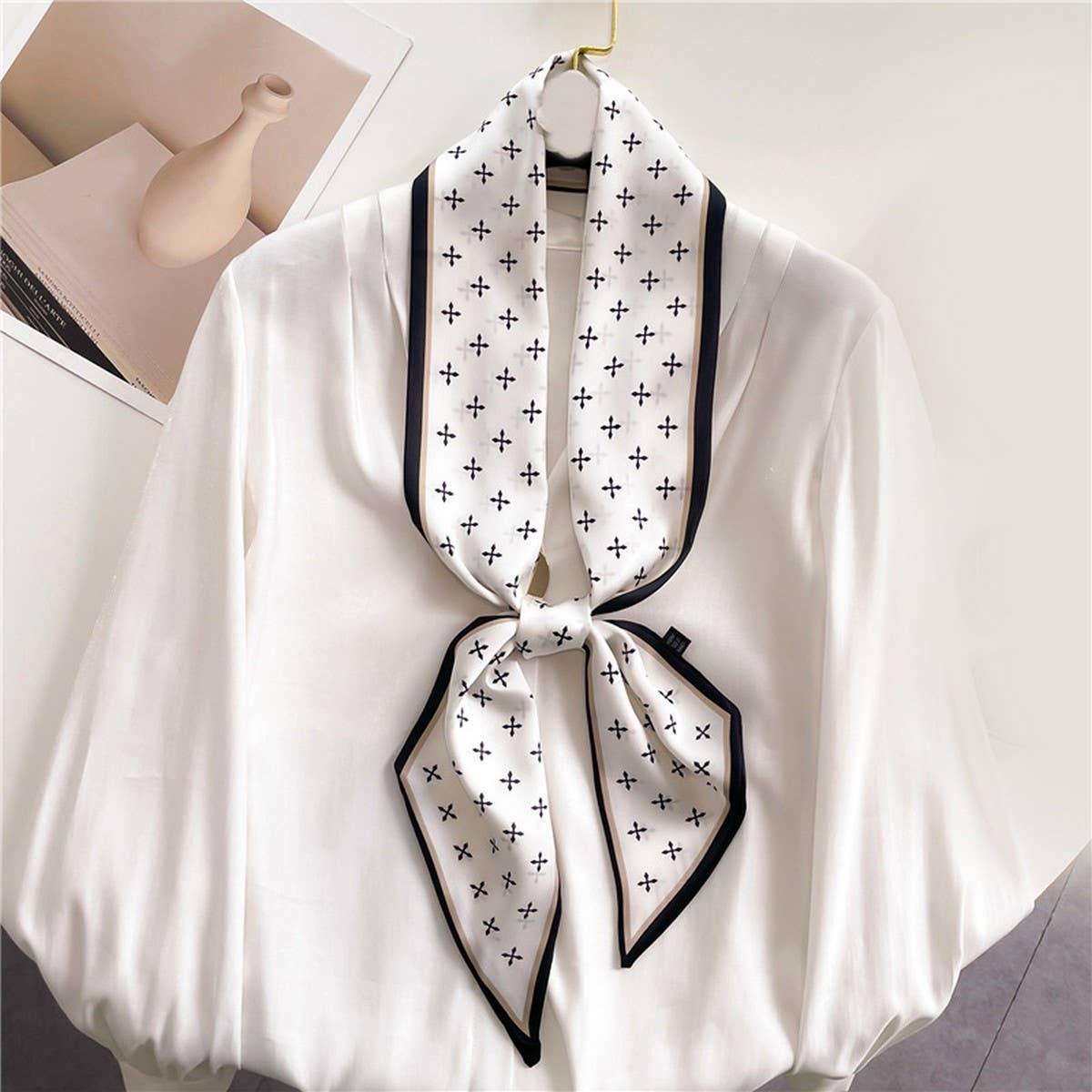 FASHIONABLE DOUBLE-LAYER RIBBON ANGLED HEAD SCARF_CWASC1515