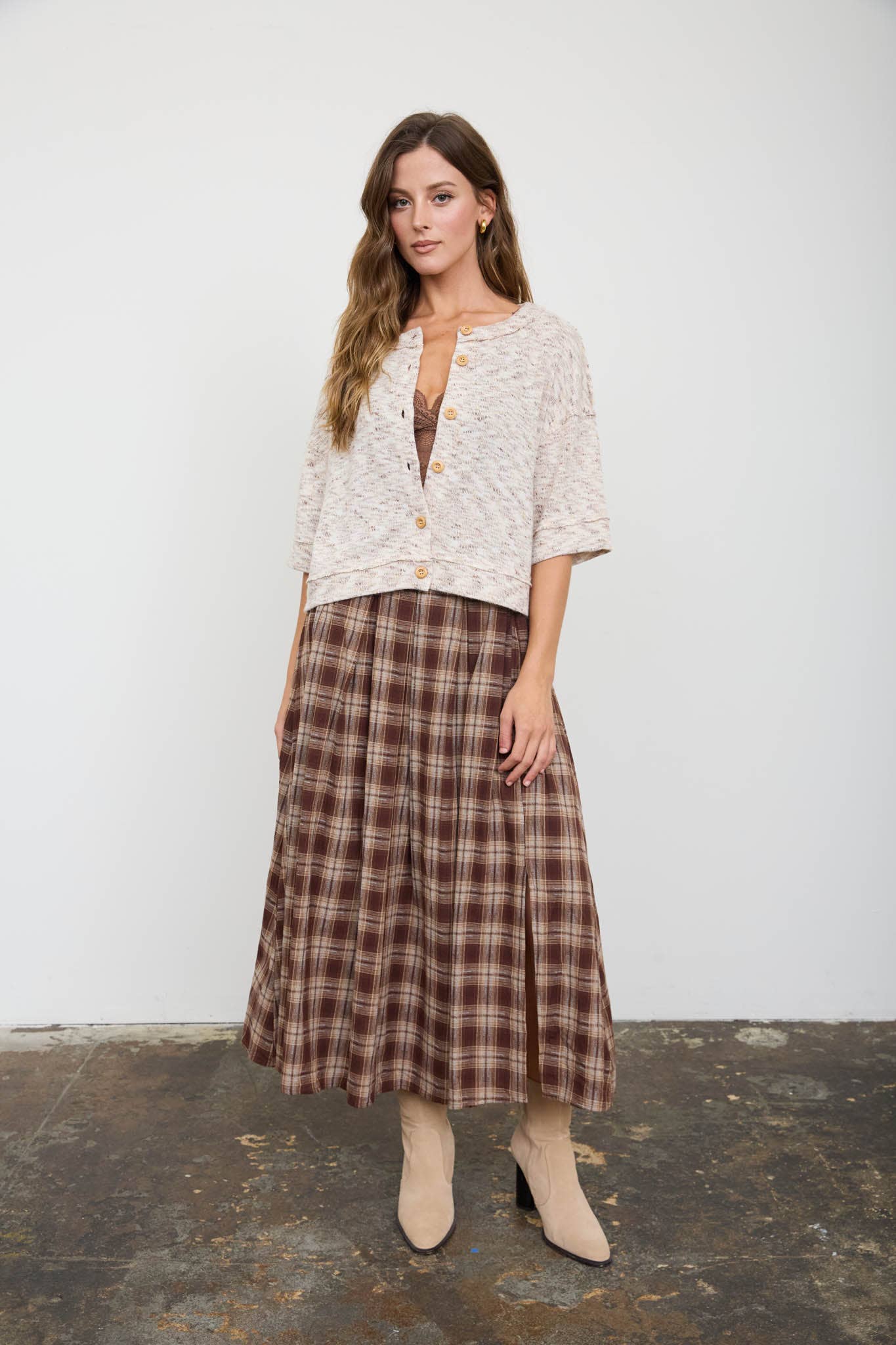 MARLED BUTTON DOWN SHORT SLEEVE RAW EDGE KNIT TOP